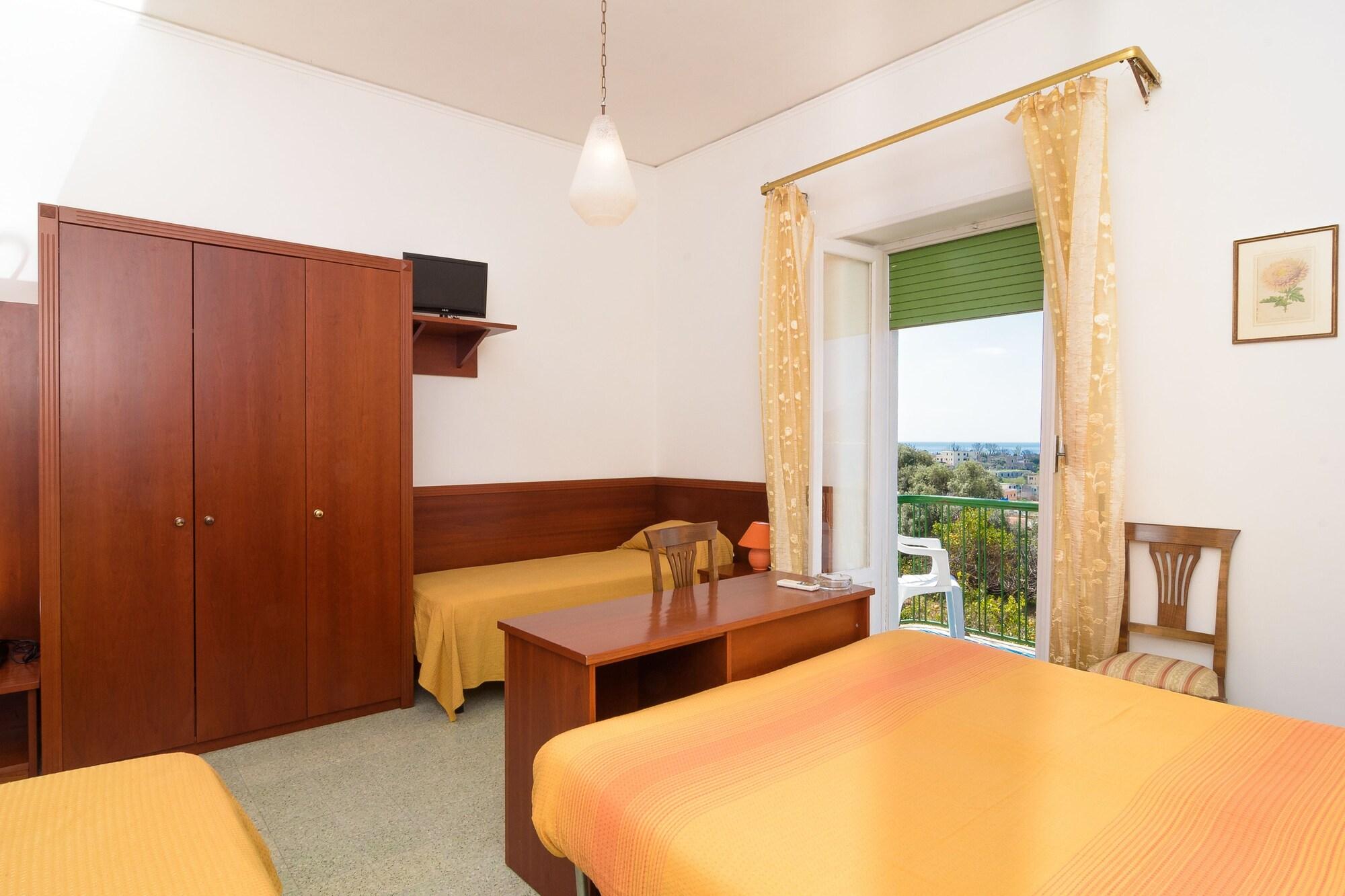 פרוסידה Hotel Riviera מראה חיצוני תמונה