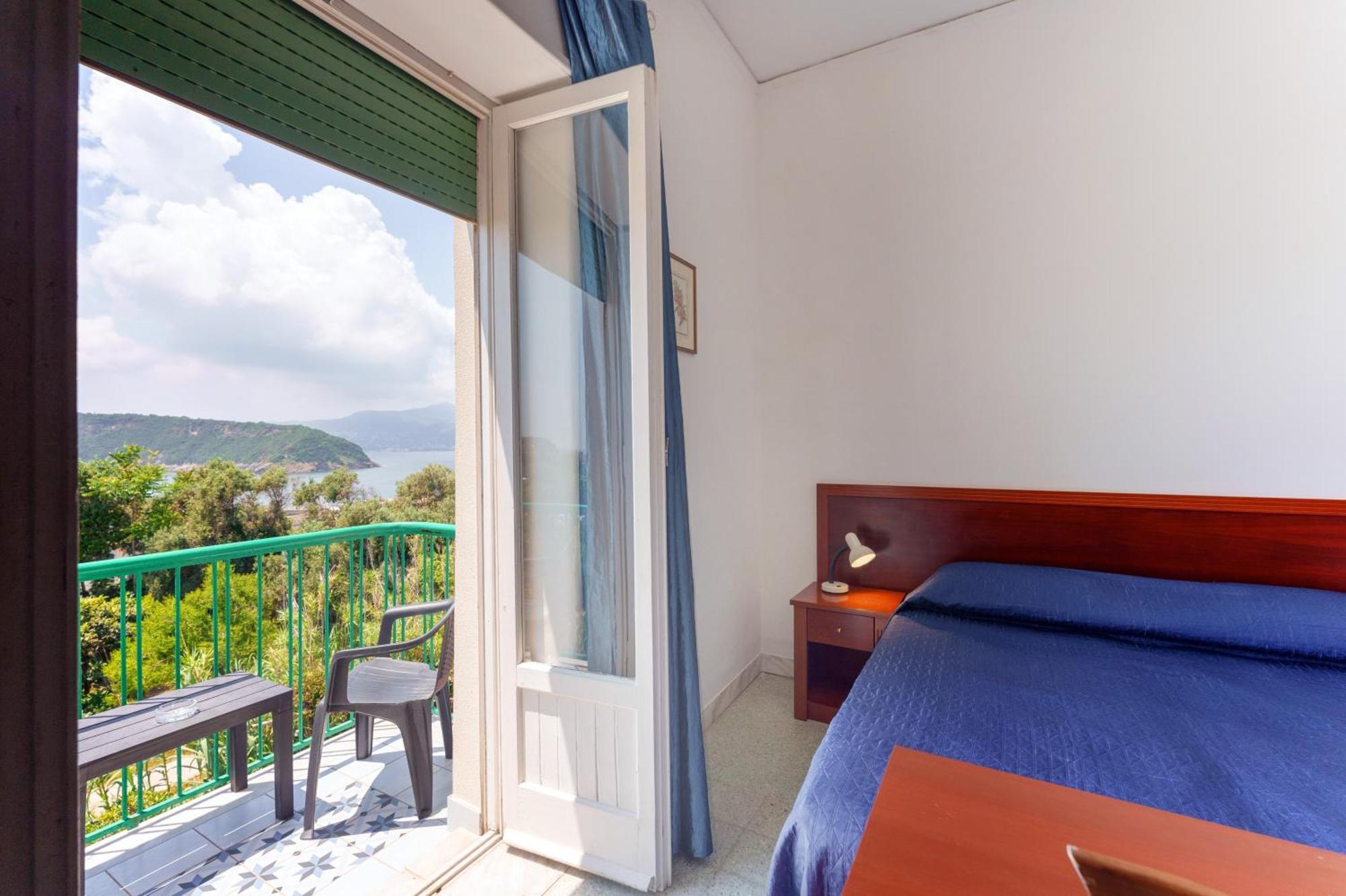 פרוסידה Hotel Riviera מראה חיצוני תמונה